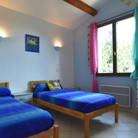 Views Pool & Nature *